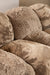 Beige PTMD Curvae vloerkleed van zacht polyester met een golvend patroon, afmeting 109x238 cm.