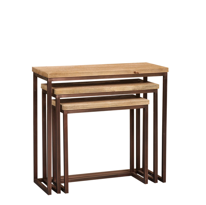 Set van drie rechthoekige PTMD bijzettafels in koperkleurig metaal met bladen van bruin mangohout (29x70 cm).