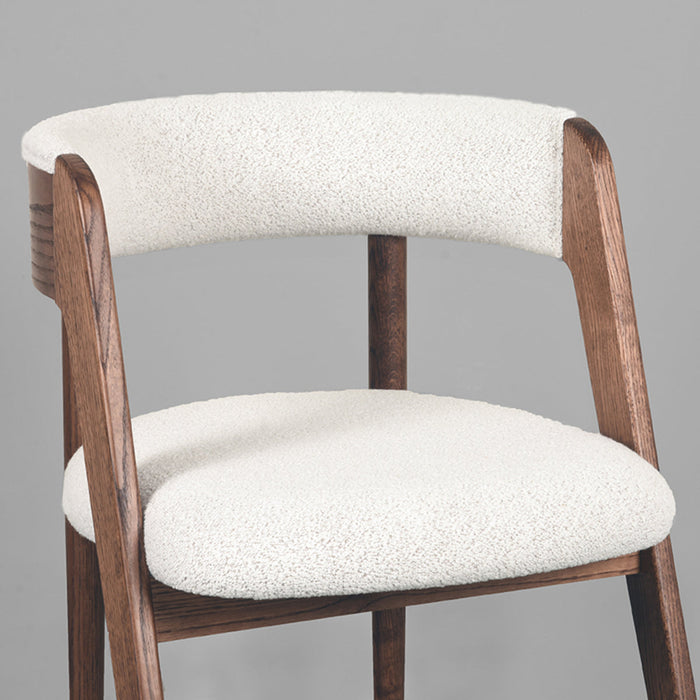 Eetkamerstoel Sasha - Ecru - Boucle - Walnoot Houten Frame-Eetkamerstoelen-LABEL51