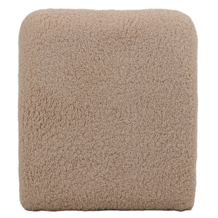 Vierkant beige fauteuilkussen van zachte polyester teddy stof voor de Oslo fauteuil.