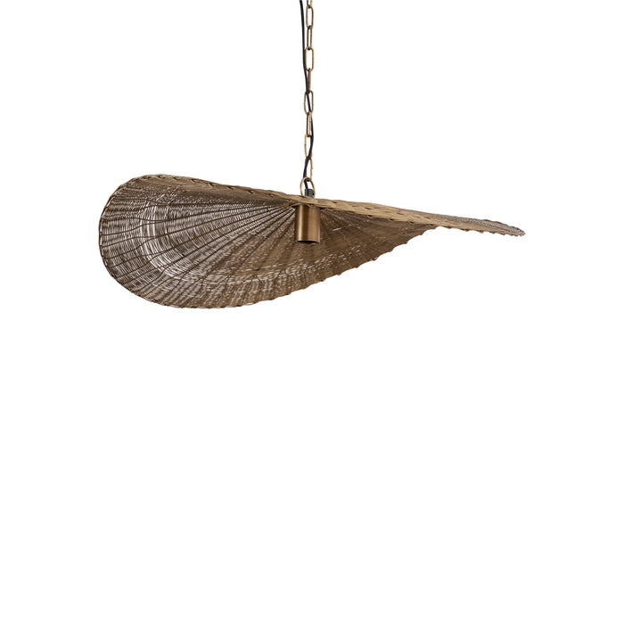 Goudkleurige PTMD hanglamp Shauney van ijzer met een golvend, rond design en een stijlvolle kettingophanging.