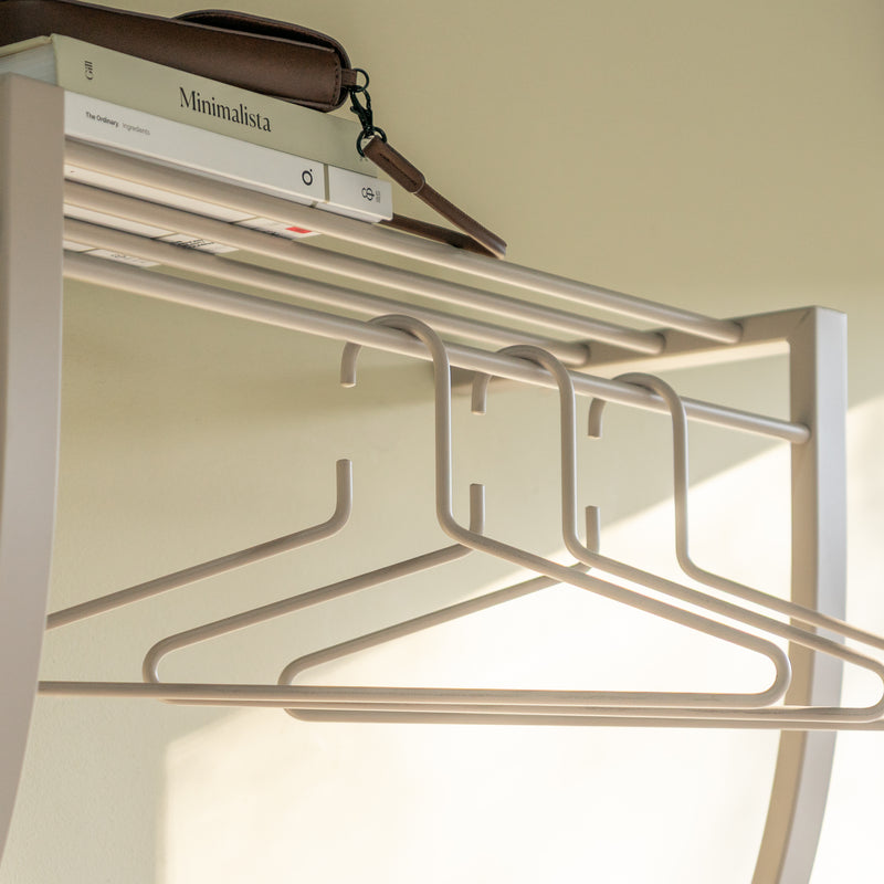 Kapstok CARVE 1 Silky Taupe 75x29x113cm Spinder Design-Kapstokken-Spinder
