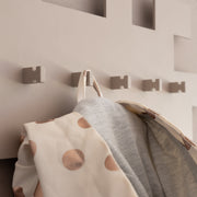 Kapstok TETROMINO Silky Taupe 40x3.5x21.5cm Spinder Design-Kapstokken-Spinder
