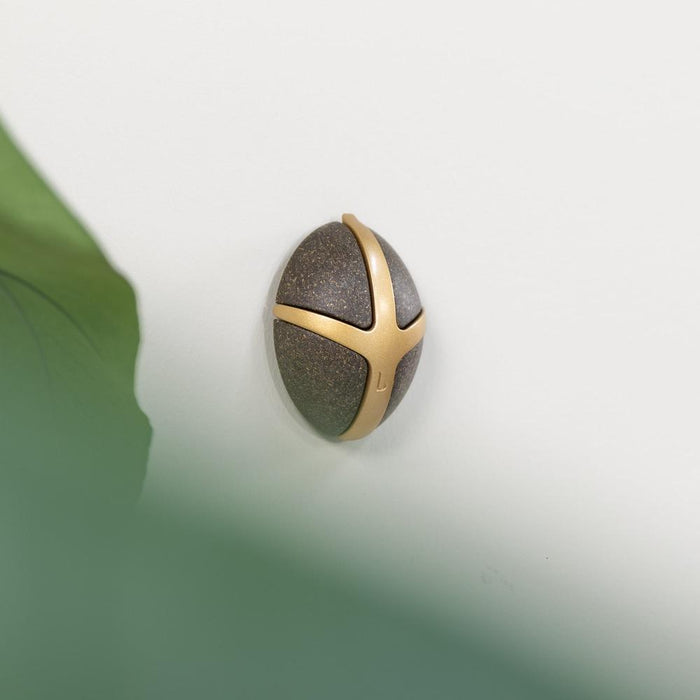 Kapstok TICK Donkerbruin Goud 7.5x3.5x9.5cm Spinder Design-Kapstokken-Spinder