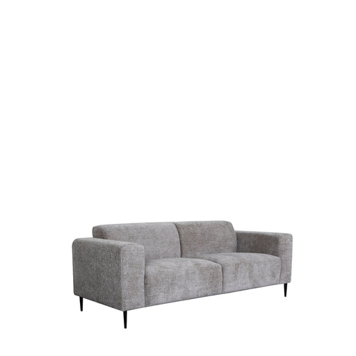 LABEL51 Eden 3-zitsbank in stone chenille stof met een modern design en slanke zwarte poten.