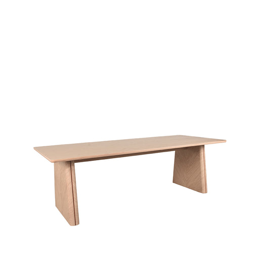 LABEL51 Jule eettafel van 240 cm in naturel eikenhout met een rechthoekig blad en stevige houten poten.
