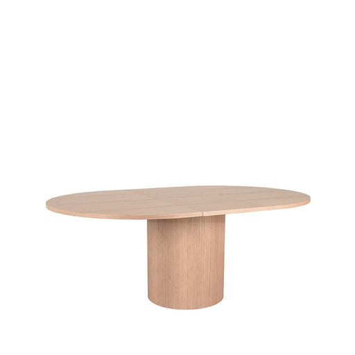 Ovale LABEL51 eettafel Oliva van naturel eikenhout met een robuuste centrale kolomvoet.