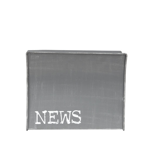 LABEL51 magazinehouder van antiek grijs metaal met witte vintage 'NEWS' opdruk, 35x18x29 cm.