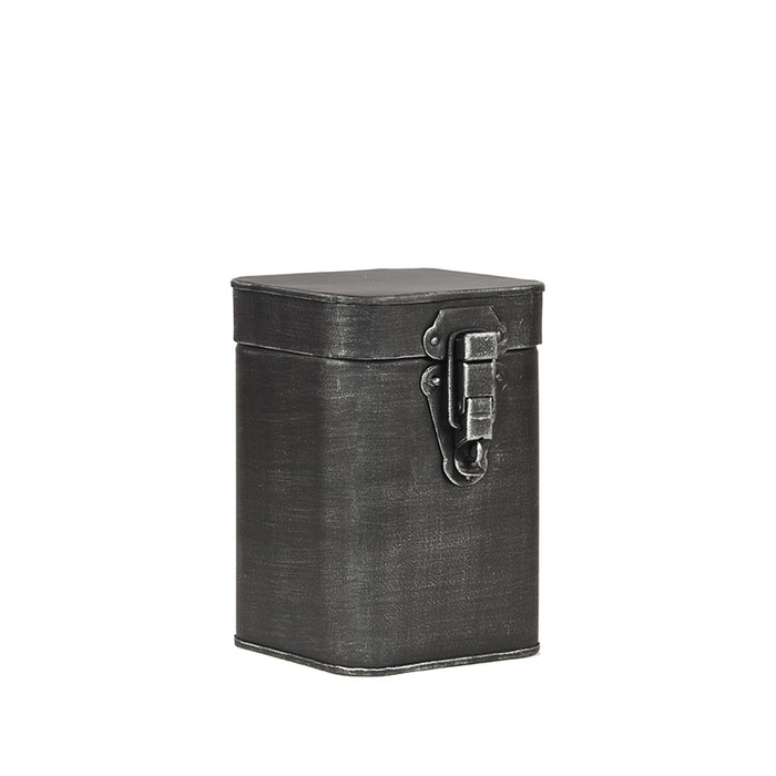 LABEL51 antiek zwarte metalen opbergbox in maat M met industriële sluitclip, 12x13x17 cm.