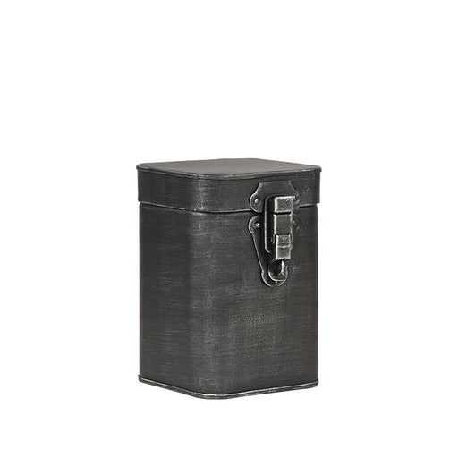 LABEL51 opbergbox van antiek zwart metaal met vaste deksel en industriële sluitclip, 12x13x17 cm.