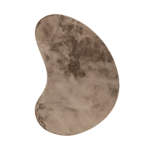 LABEL51 Indy vloerkleed in taupe met organische vorm, 160x230 cm, gemaakt van zacht polyester.