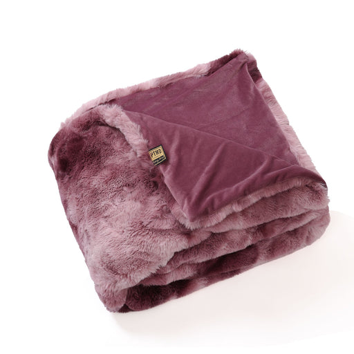 Linde Burgundy Faux Fur Plaid In Giftbox 150 X 200 200x2x150-Plaid-PTMD