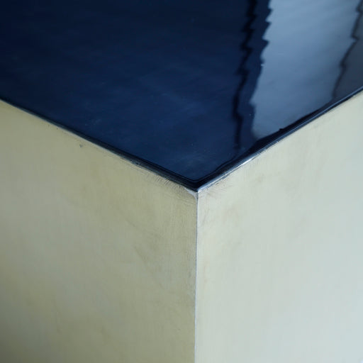 PTMD Irvy Goud Ijzer Coffeetable Vierkant Zwart Enamel sv2-Salontafels-PTMD